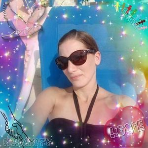 Meet your Posher, Valerie